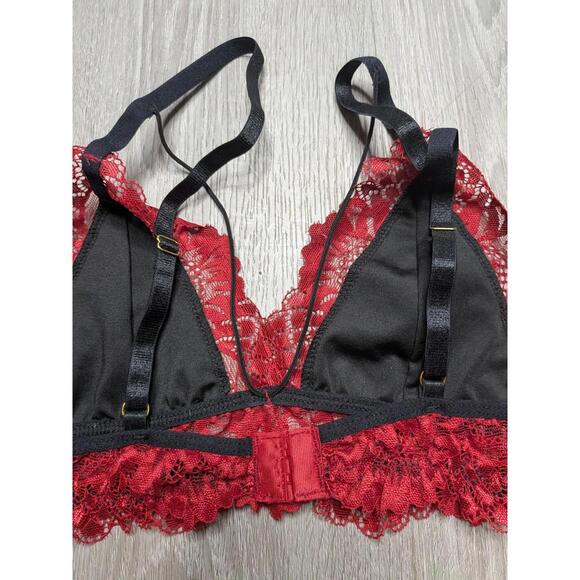 Lace Bralette Bra Womens Small Red Floral Sheer Wireless Adjustable Straps - Picture 5 of 7